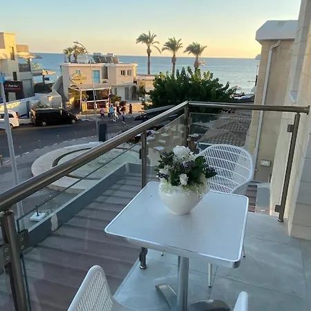 Player Sea View Paphos